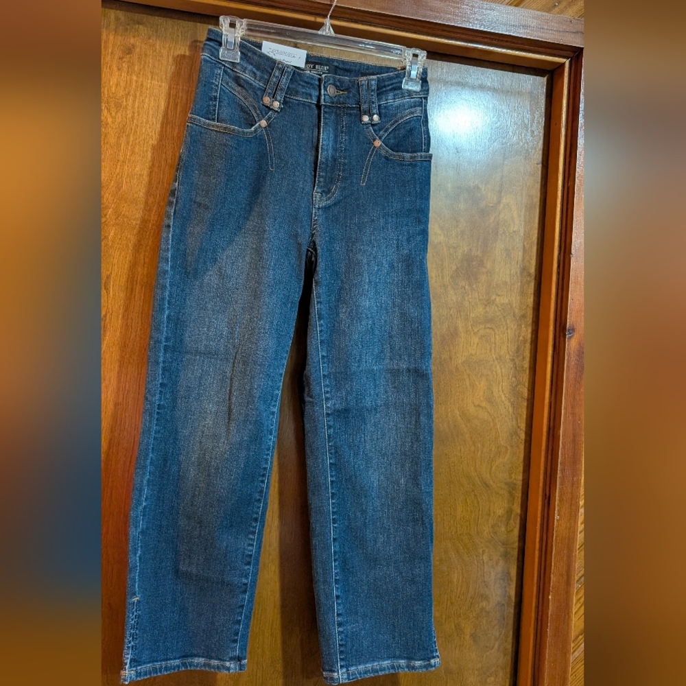 NWT 1 Judy Blue Dark Wash Straight Leg Cropped With Pocket Details